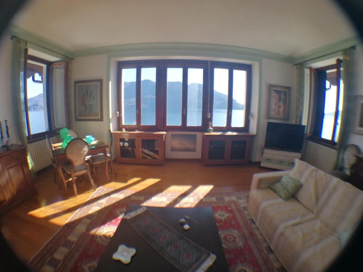 Holy Earth Apartment Ghiffa Luaran gambar